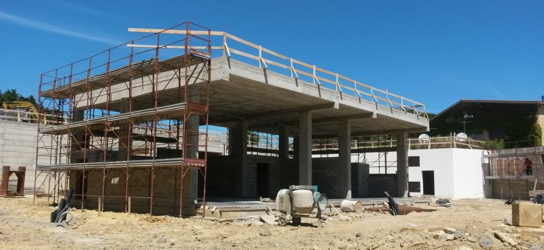 Struttura in cemento armato in cantiere