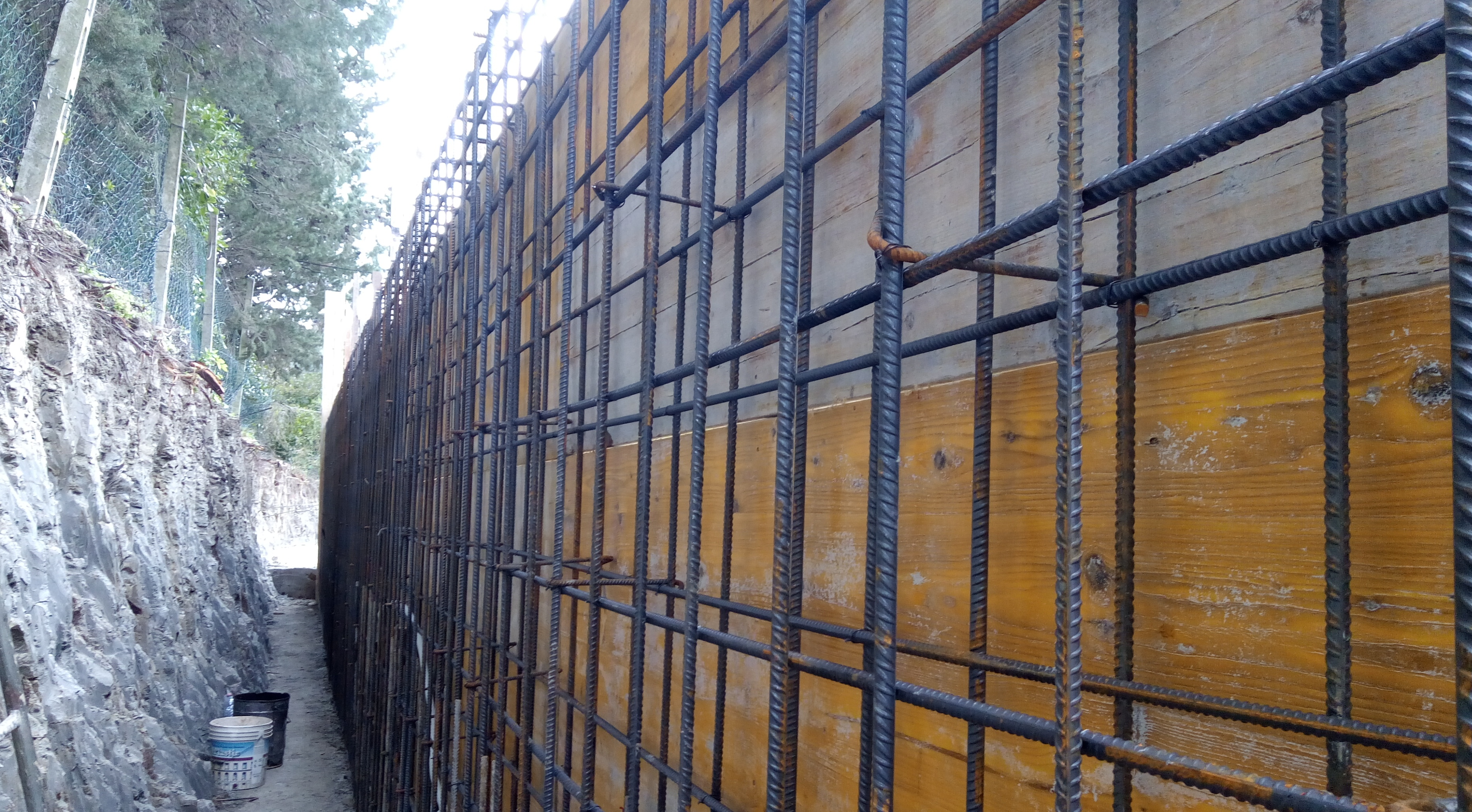 Armatura per muro di sostegno controterra