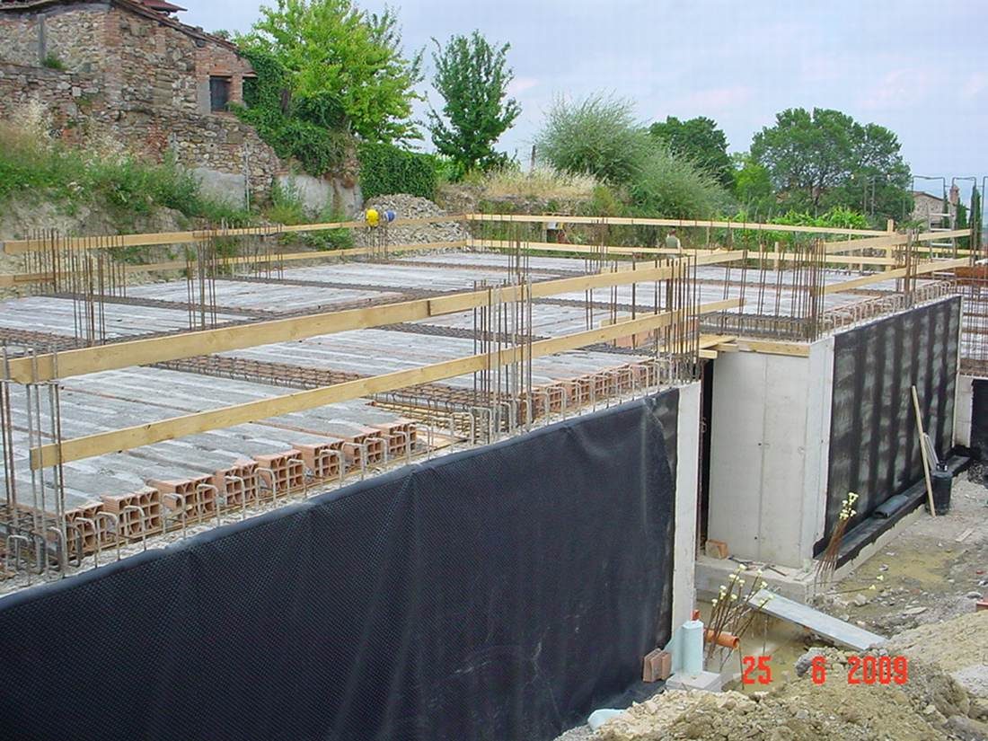 Muro interrato con impermeabilizzazione e solaio