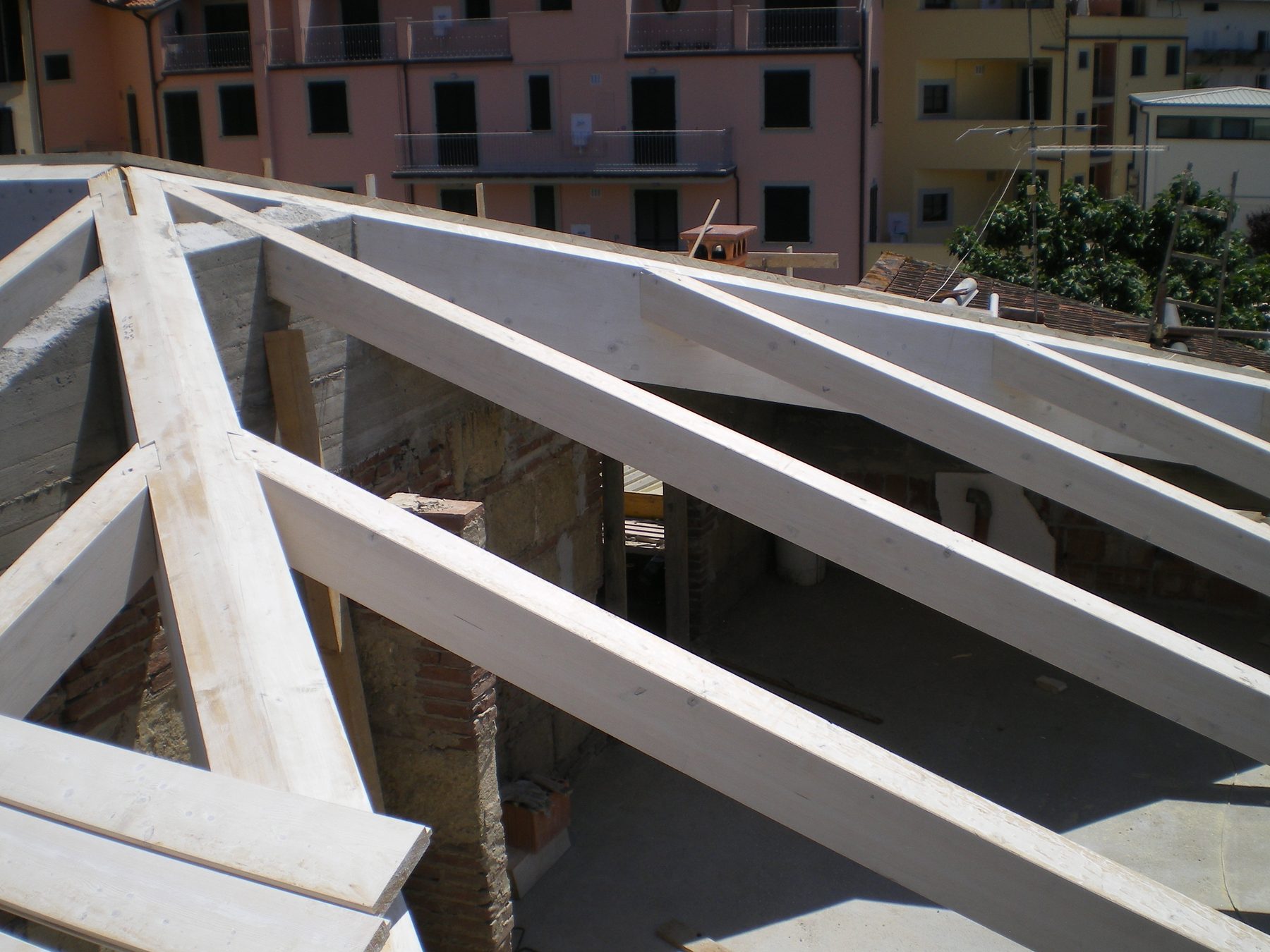 Orditura lignea di copertura in cantiere
